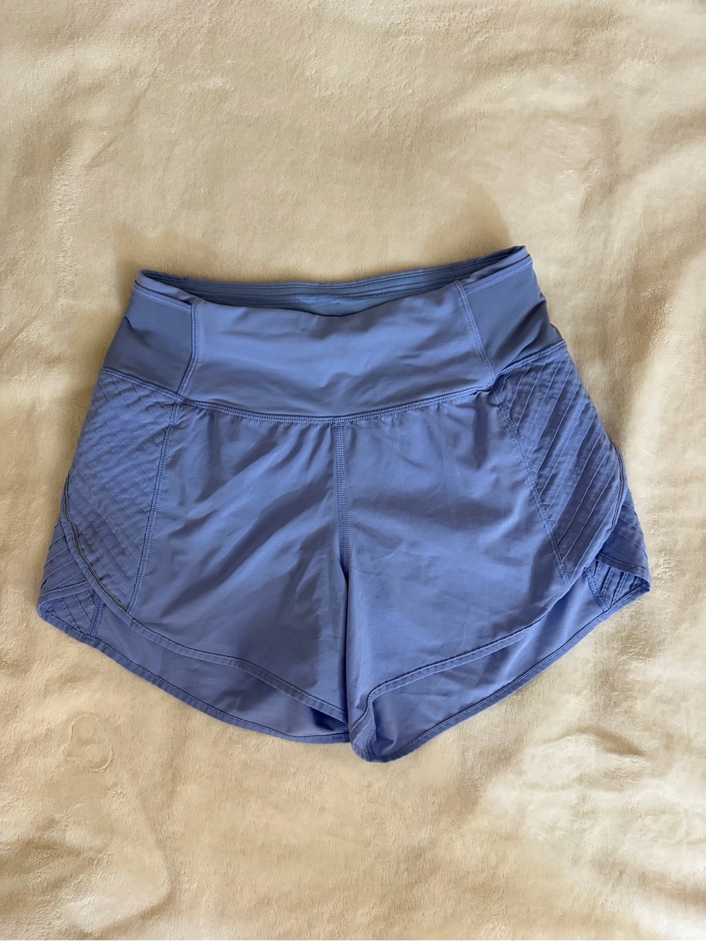 VINTAGE lululemon athletica Periwinkle Quilted Side Athletic Shorts
